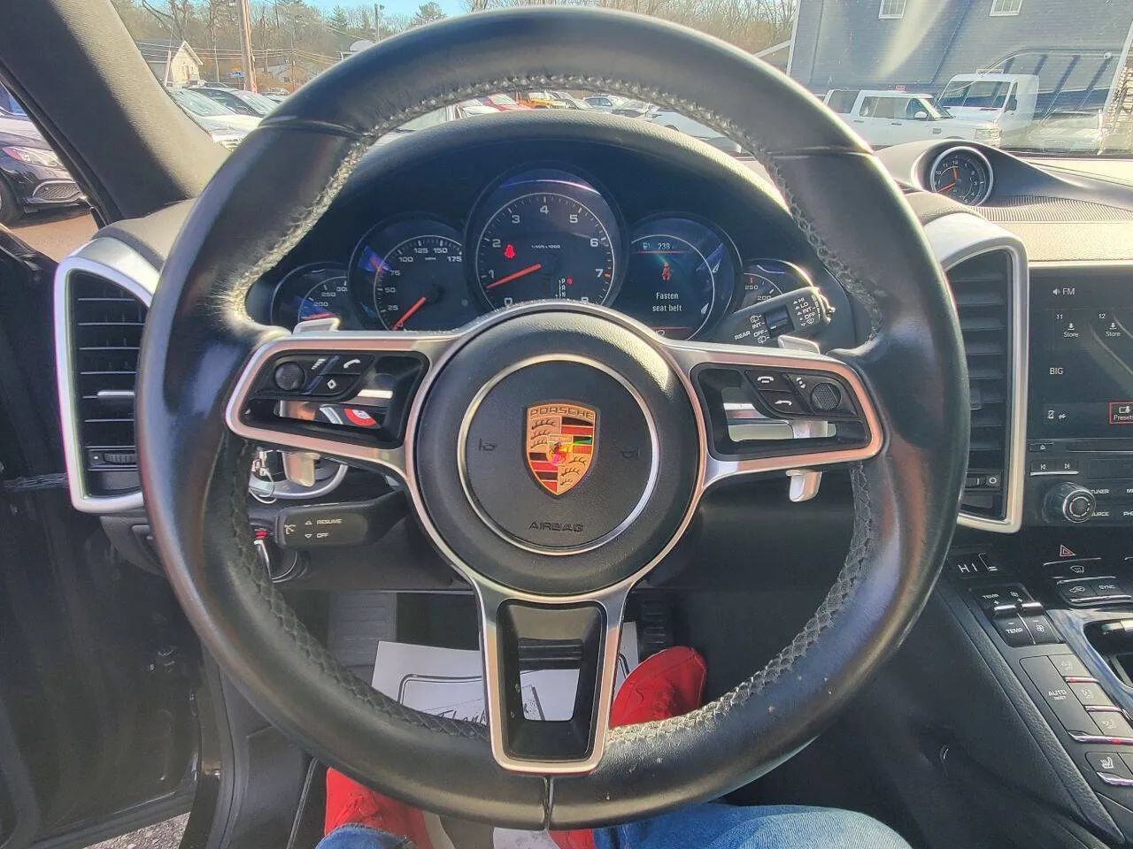 Used 2017 Porsche Cayenne Platinum Edition AWD/4WD image 11