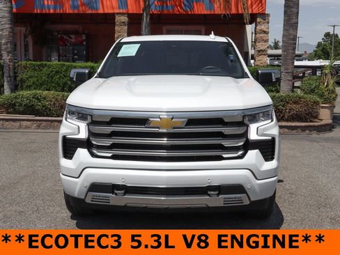 Used 2024 Chevrolet Silverado 1500 High Country w/ Technology Package image 3