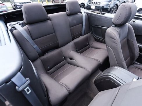 Used 2013 Ford Mustang GT RWD image 26