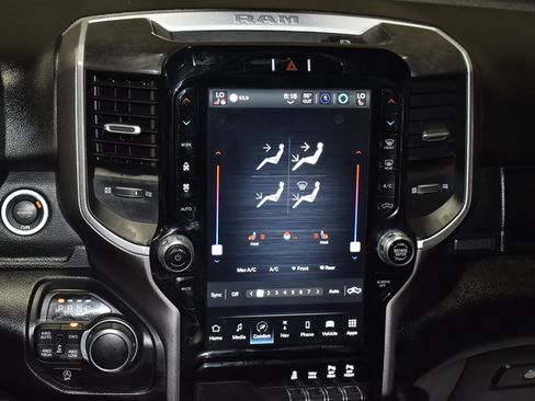 Used 2023 RAM 1500 Big Horn AWD/4WD image 25
