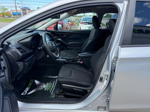Used 2019 Subaru Crosstrek 2.0i AWD/4WD image 18