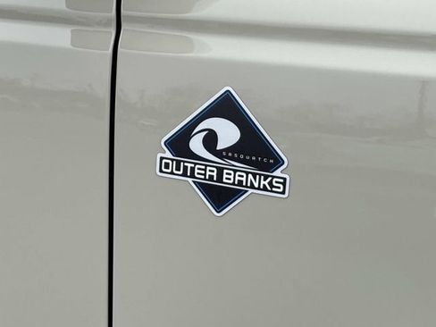 New 2026 Ford Bronco Outer Banks w/ Sasquatch Package image 10