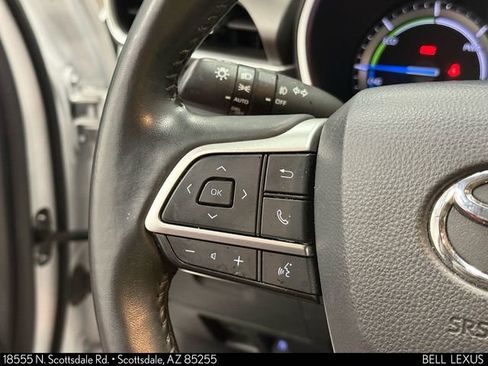 Used 2022 Toyota Highlander Bronze Edition image 16