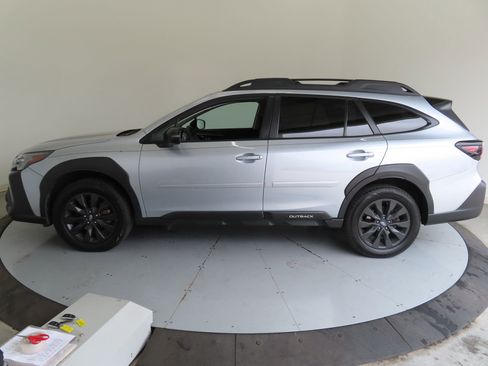 Certified 2023 Subaru Outback Onyx Edition XT w/ Tech Package 2 image 9