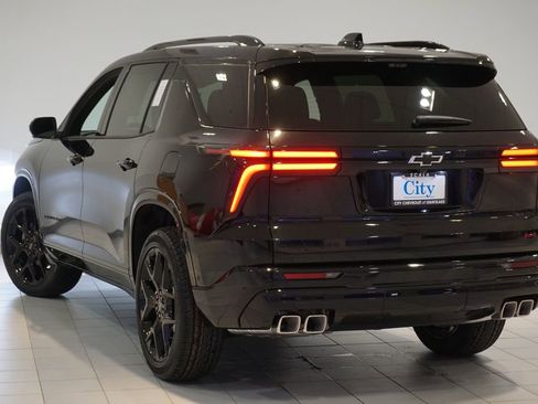 New 2026 Chevrolet Traverse RS w/ LPO, Floor Liner Package image 7