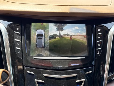 Used 2016 Cadillac Escalade ESV Platinum RWD image 24