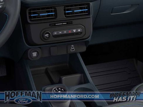 New 2026 Ford Maverick Lobo AWD/4WD image 16