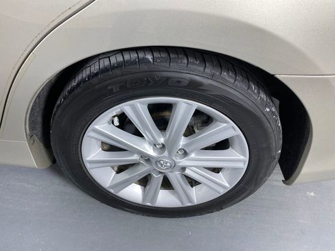Used 2014 Toyota Camry XLE image 28