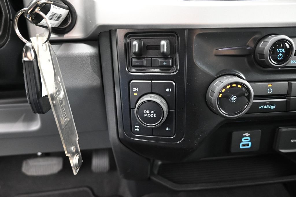 Used 2026 Ford F250 XL w/ STX Appearance Package AWD/4WD image 16