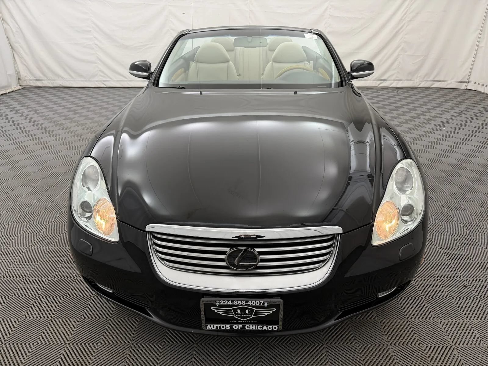 Used 2002 Lexus SC 430 Convertible RWD image 3