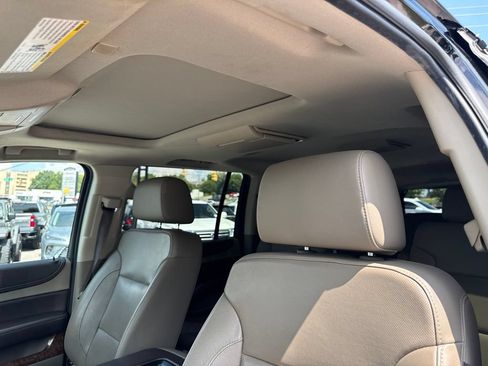 Used 2020 Chevrolet Suburban Premier RWD image 14