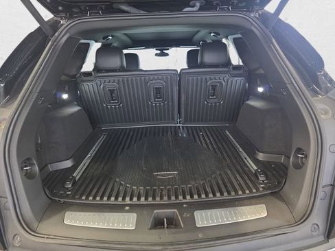 Certified 2024 Cadillac XT5 Sportv image 12