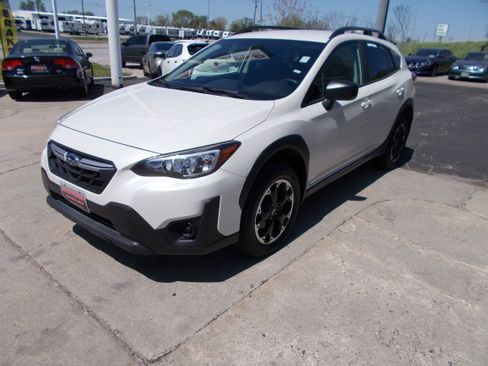 Used 2022 Subaru Crosstrek 2.0i w/ Popular Package #1 AWD/4WD image 6