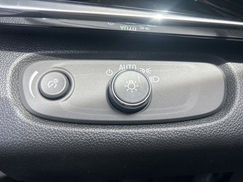 New 2026 Buick Envista Sport Touring FWD image 11