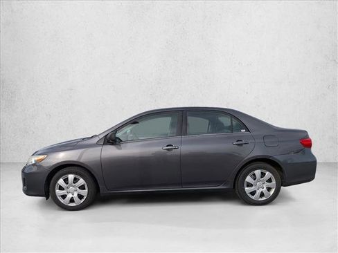 Used 2013 Toyota Corolla LE image 8