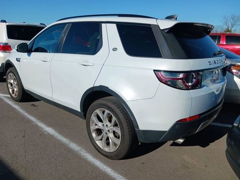 Used 2018 Land Rover Discovery Sport HSE image 4