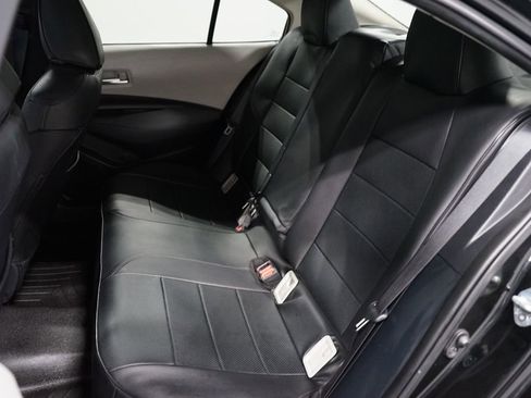 Used 2021 Toyota Corolla L image 25