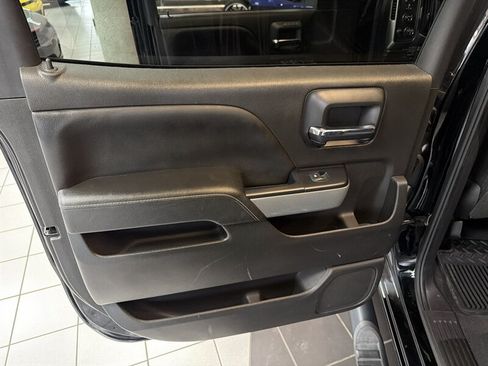 Used 2018 Chevrolet Silverado 1500 LTZ Z71 w/ LTZ Plus Package AWD/4WD image 21