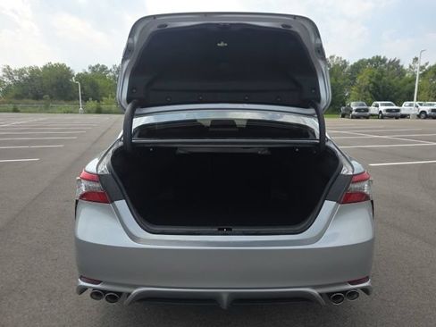 Used 2024 Toyota Camry XSE FWD image 10
