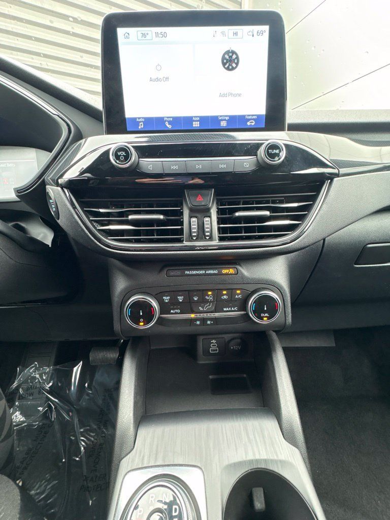 Used 2025 Ford Escape ST-Line FWD image 21