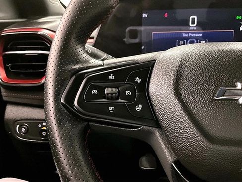 Used 2025 Chevrolet TrailBlazer RS w/ Convenience Package image 24