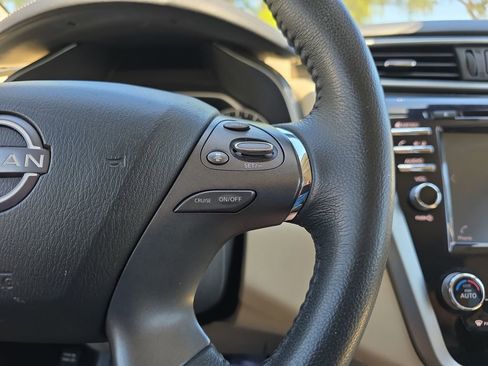 Used 2024 Nissan Murano SV FWD image 22