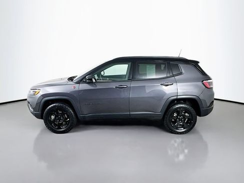 Used 2024 Jeep Compass Trailhawk w/ Sun and Sound Group AWD/4WD image 8