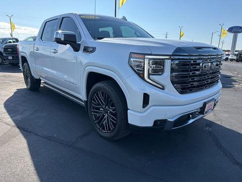 Used 2022 GMC Sierra 1500 Denali Ultimate image 2