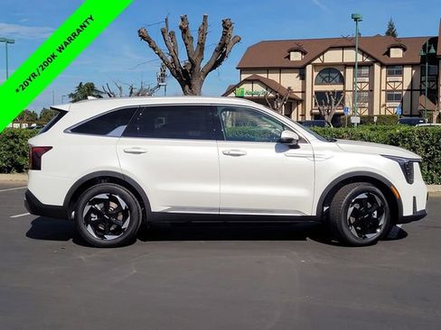 New 2026 Kia Sorento EX image 3