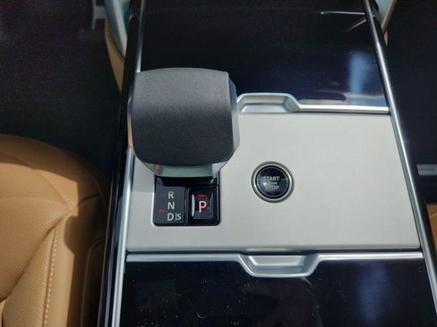 New 2026 Land Rover Range Rover SE AWD/4WD image 16