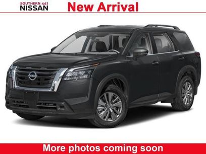 Certified 2024 Nissan Pathfinder SV