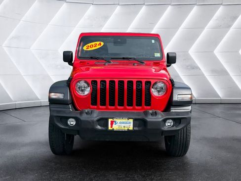 Used 2024 Jeep Wrangler Unlimited Sport AWD/4WD image 9