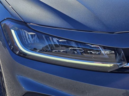 Used 2025 Volkswagen Jetta S image 4