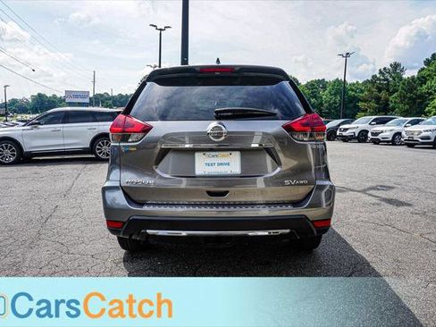 Used 2018 Nissan Rogue SV AWD/4WD image 14