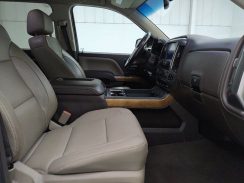 Used 2018 Chevrolet Silverado 1500 LTZ w/ Sport Package image 21