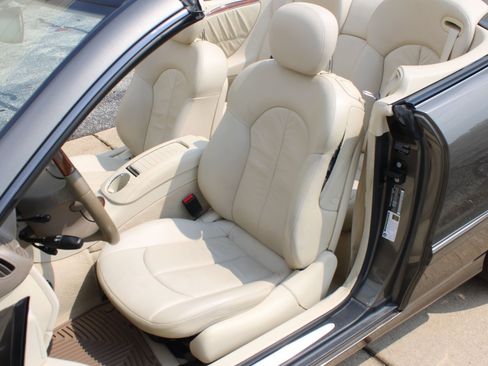 Used 2008 Mercedes-Benz CLK 350 Cabriolet image 13