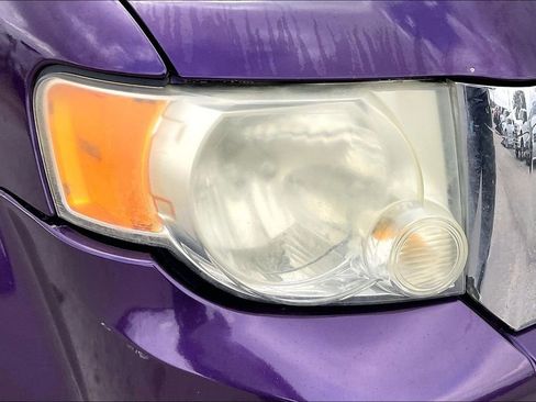 Used 2011 Ford Escape XLT image 32