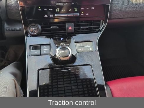 Used 2024 Toyota bZ4X XLE image 5