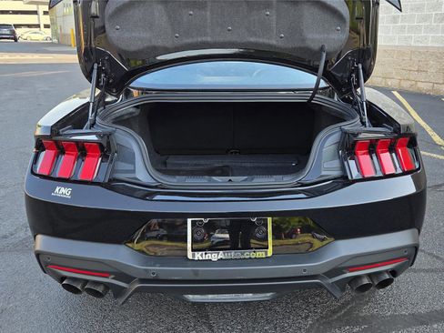 Used 2024 Ford Mustang GT Premium RWD image 5