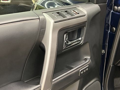 Used 2020 Toyota 4Runner Limited image 14