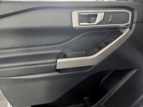 Certified 2023 Ford Explorer XLT w/ Equipment Group 202A image 13