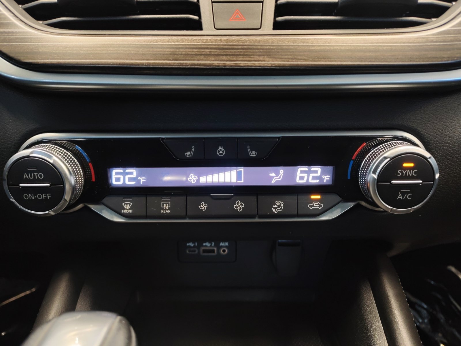 Used 2019 Nissan Altima 2.0 Platinum FWD image 19