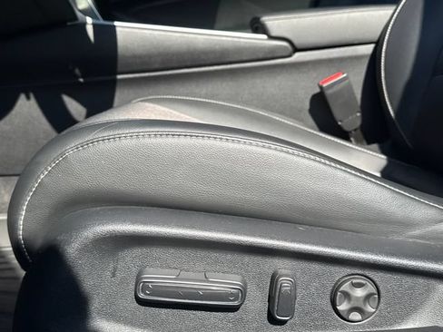 Used 2022 Honda Accord Sport image 14