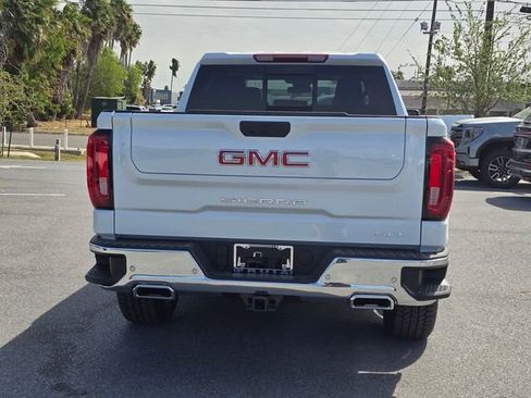 New 2026 GMC Sierra 1500 SLT AWD/4WD image 6