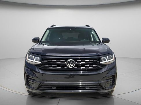 Used 2023 Volkswagen Atlas SEL R-Line AWD/4WD image 9