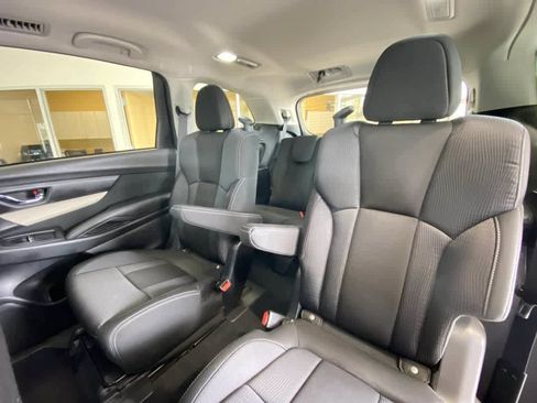 Used 2022 Subaru Ascent Premium w/ Convenience Package AWD/4WD image 24