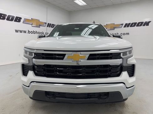New 2026 Chevrolet Silverado 1500 LT image 2