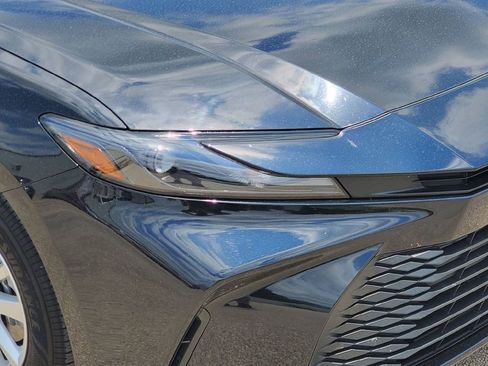 Used 2026 Toyota Camry LE FWD image 27
