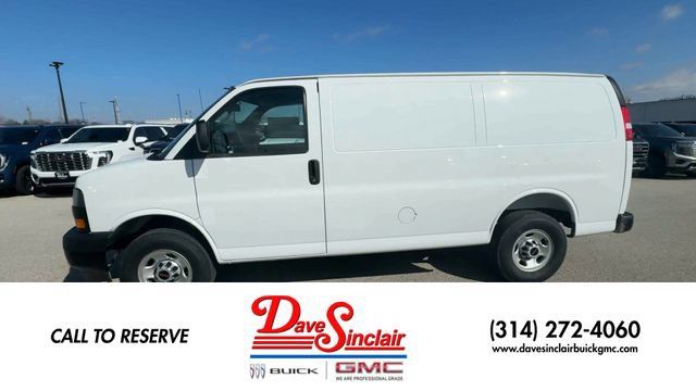 New 2026 GMC Savana 2500 RWD image 5