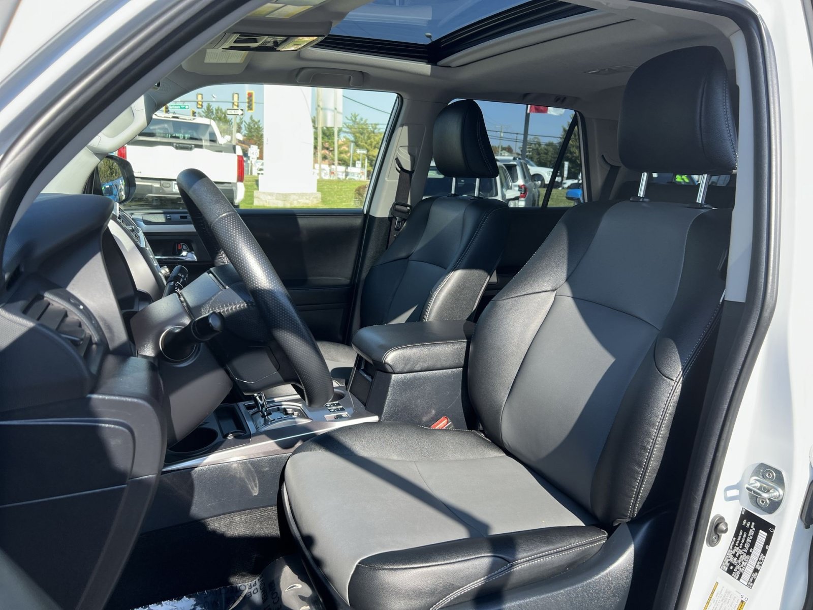 Used 2024 Toyota 4Runner SR5 Premium w/ Moonroof Package AWD/4WD image 13